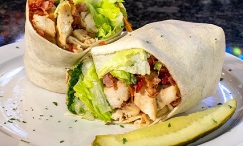 Erbelli’s Offers a Wide Variety of Deliciously Fresh Wraps