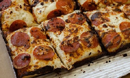 Satisfy Your Cravings With Flavors From the Best Gourmet Pizza Restaurant in Kalamazoo
