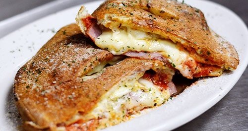 Original-Calzone-min